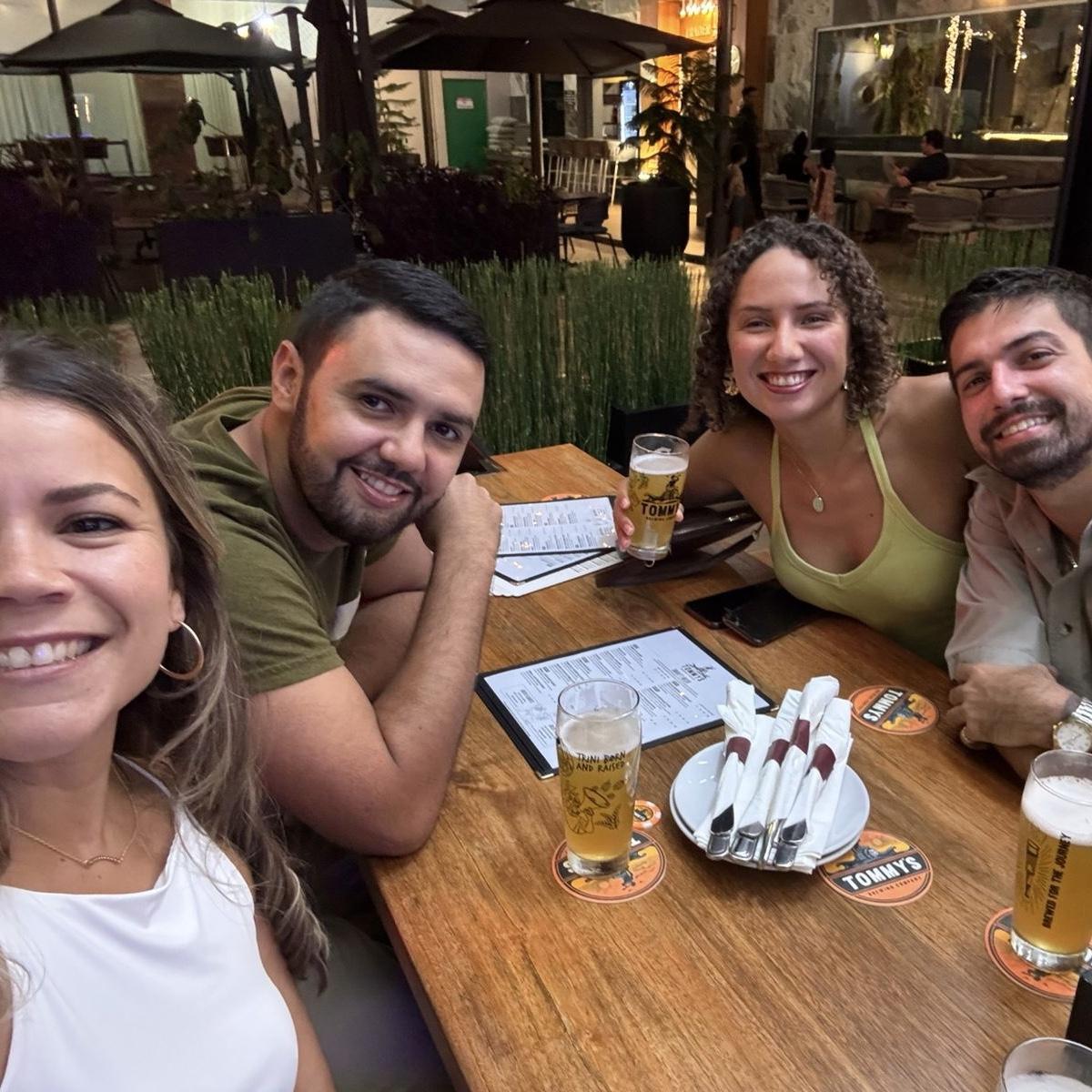 Double dating with Maia’s big cousin Andrew and his wife, Laura who is also our triathlon and running buddy!