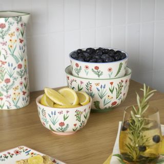 First Blooms 3-Piece Nesting Bowl Set