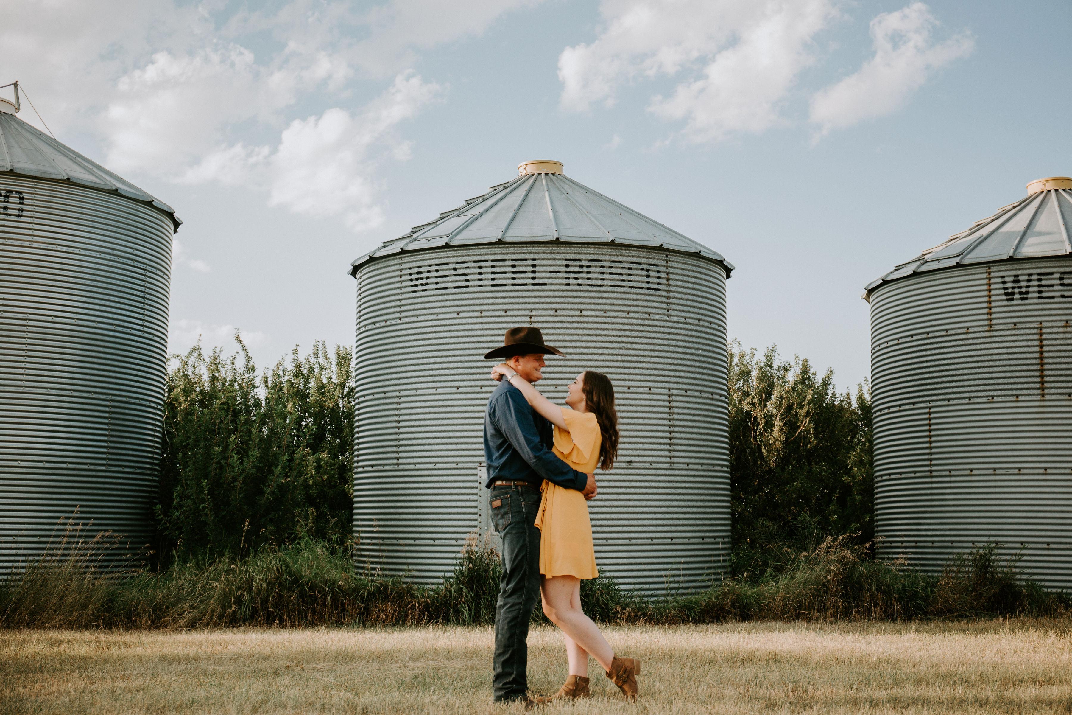 The Wedding Website of Mackenzie Hudgeon and Reo Raugust