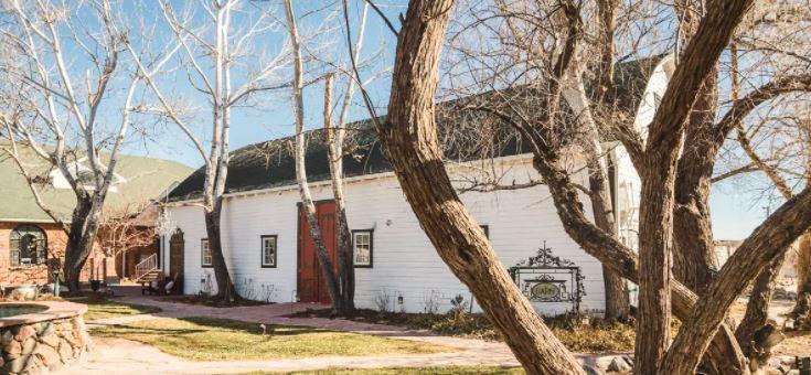 The Wedding Website of Bonnie Carpenter and Ryan Landers