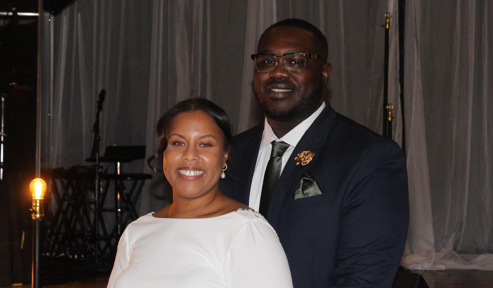 The Wedding Website of Ariana Vernon and Quameen Vernon