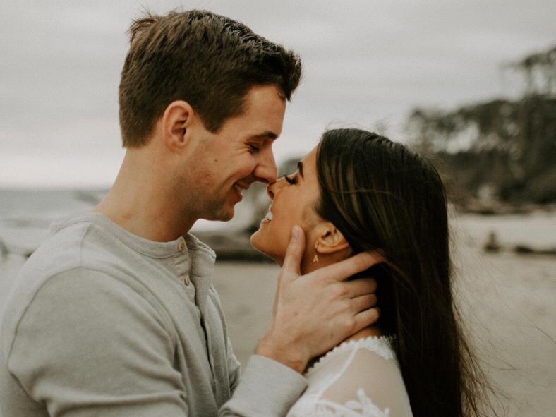 The Wedding Website of Andrea Hale and Gunnar Stone