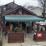 Davis' Pub