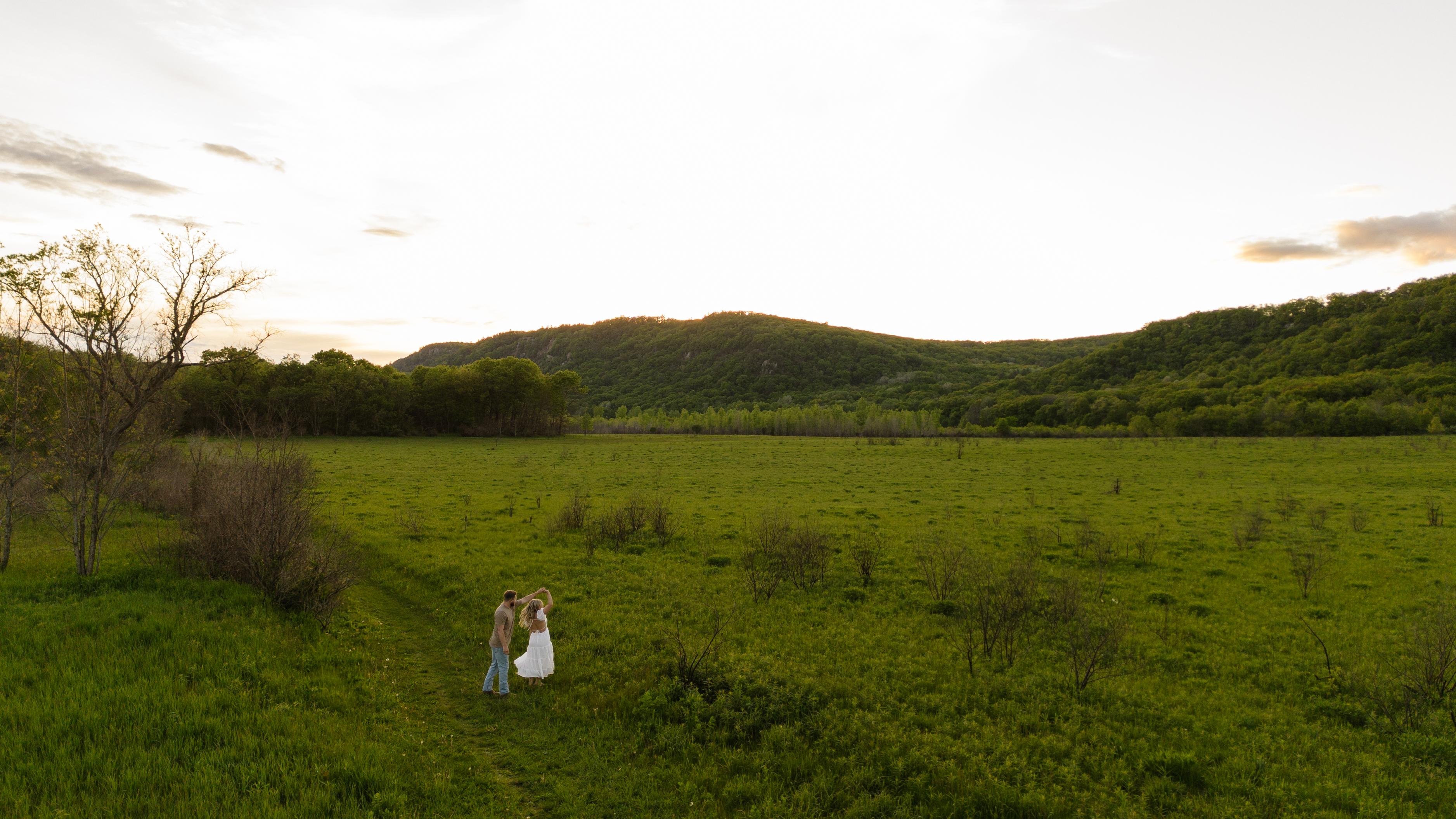 The Wedding Website of Rylee Abitz and Drew Hilgemann