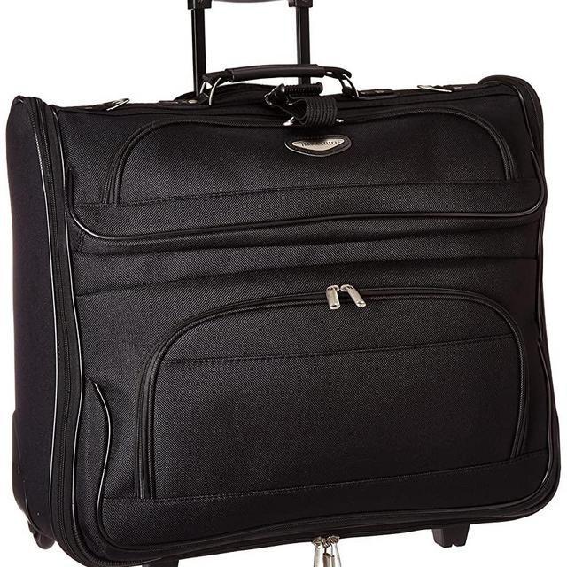 Travel Select Amsterdam Business Rolling Garment Bag with Protective Foam