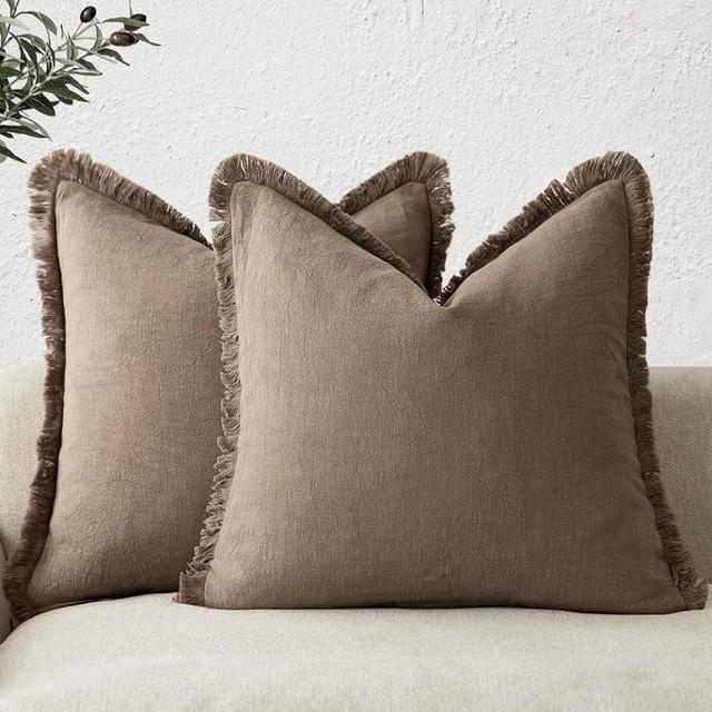 Foindtower Set of 2 Decorative Linen Fringe Throw Pillow Covers Cozy Boho Farmhouse Cushion Cover with Tassels Soft Accent Pillowcase for Couch Sofa Bed Living Room Home Decor, 26×26 Inch, Light Brown
