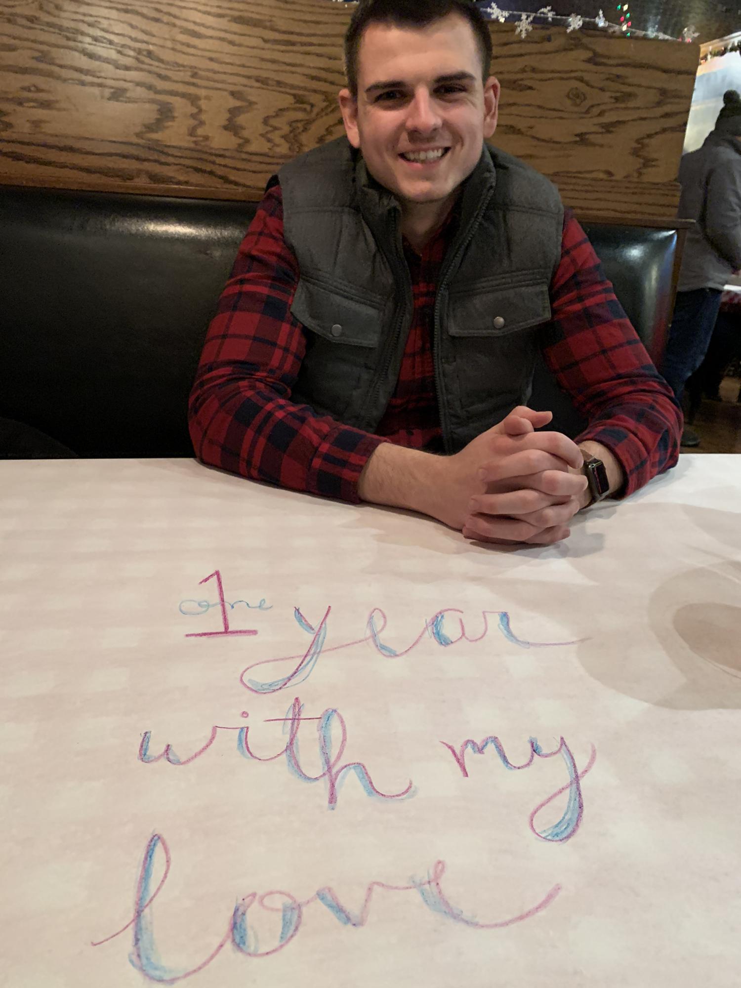 One year of dating!! Had some yummy spaghetti and meatballs from our favorite pizza place in Mankato! 12.28.20