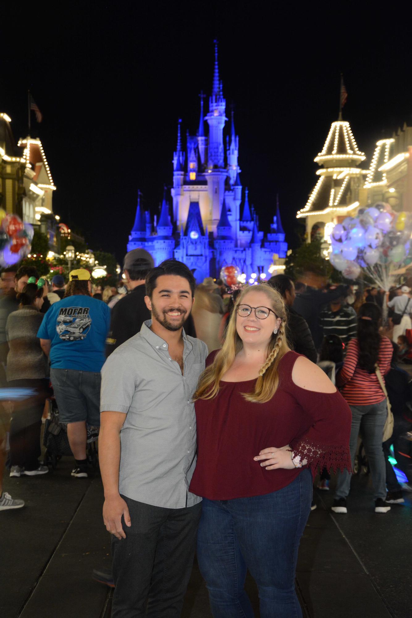For our birthdays and anniversary we take a few days to stay at Disney! This was in March of 2019
