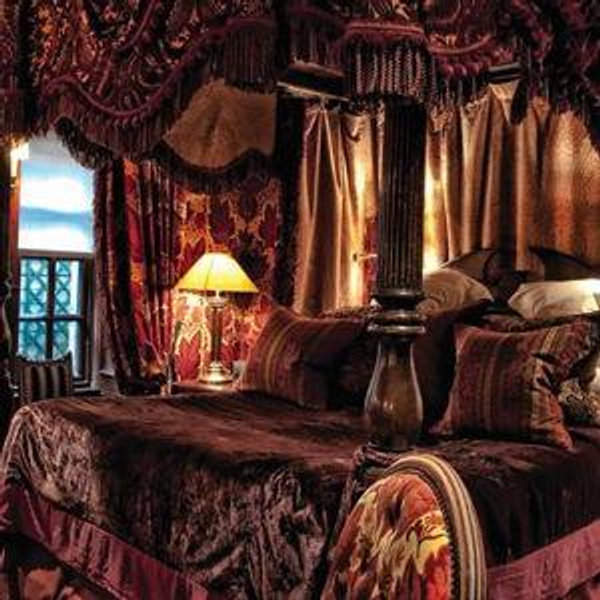 A Night at The Witchery Hotel in Edinburgh