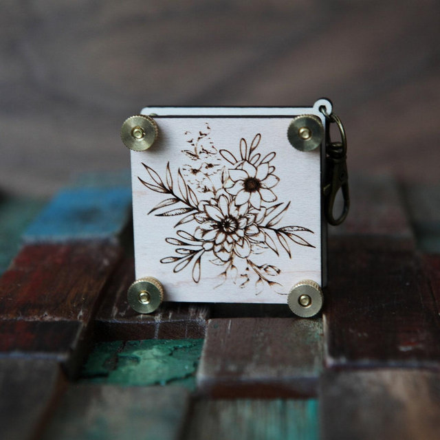 Mini Maple Wood Flower Press Kit: Engraved Bouquet, Brass Bolts
