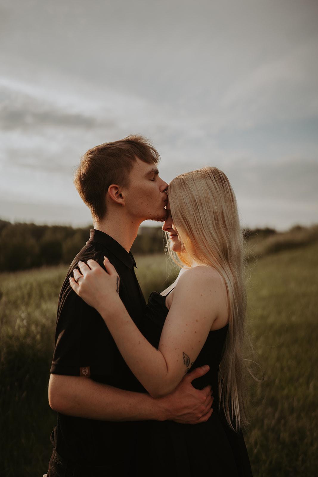 The Wedding Website of Cyndle Hinson and Kaden Sweeney