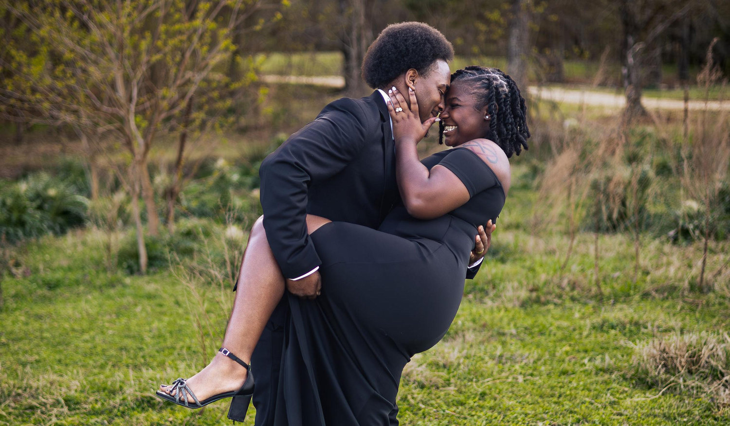 The Wedding Website of Isyss Johnson and Devin Hoosier