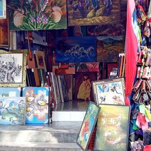 Sukawati Art Market and Zoo on Honeymoon