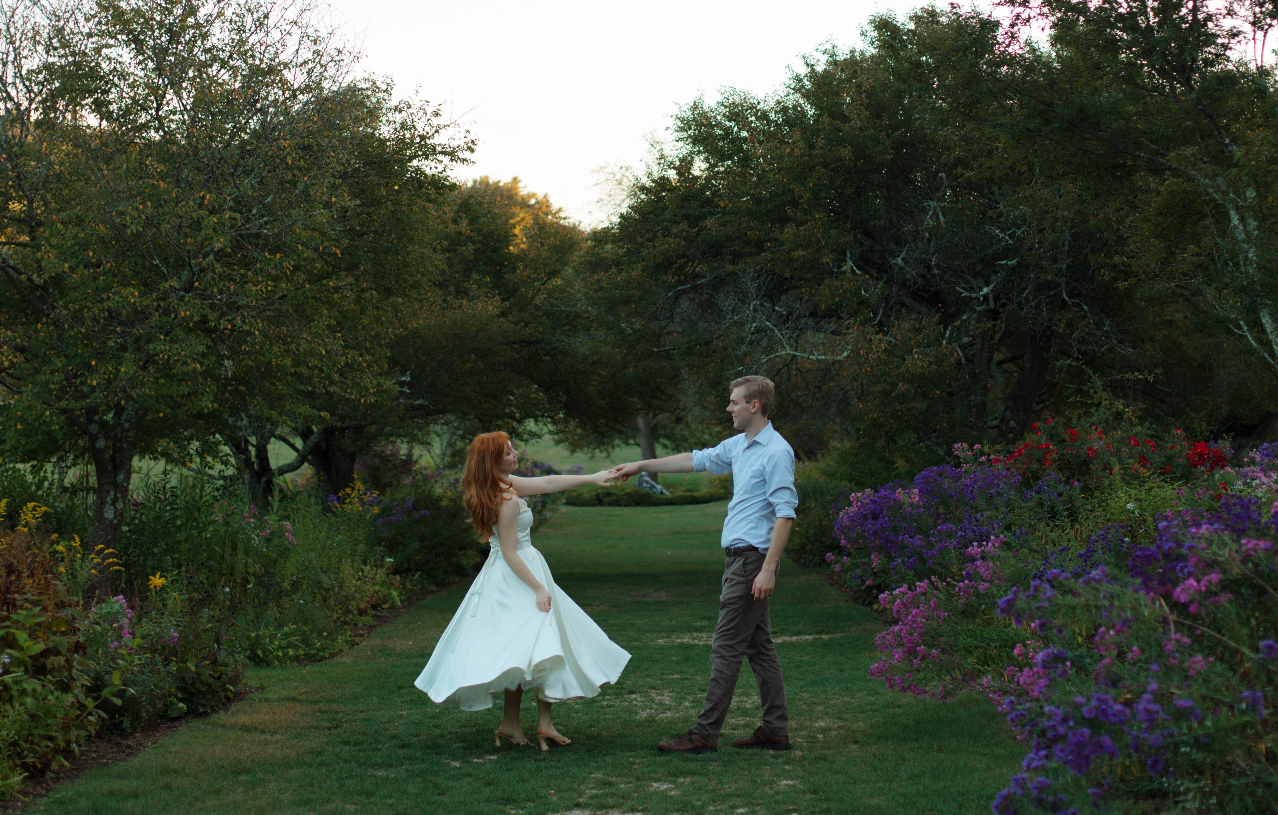 The Wedding Website of Emily Steen and Christopher Vehmas