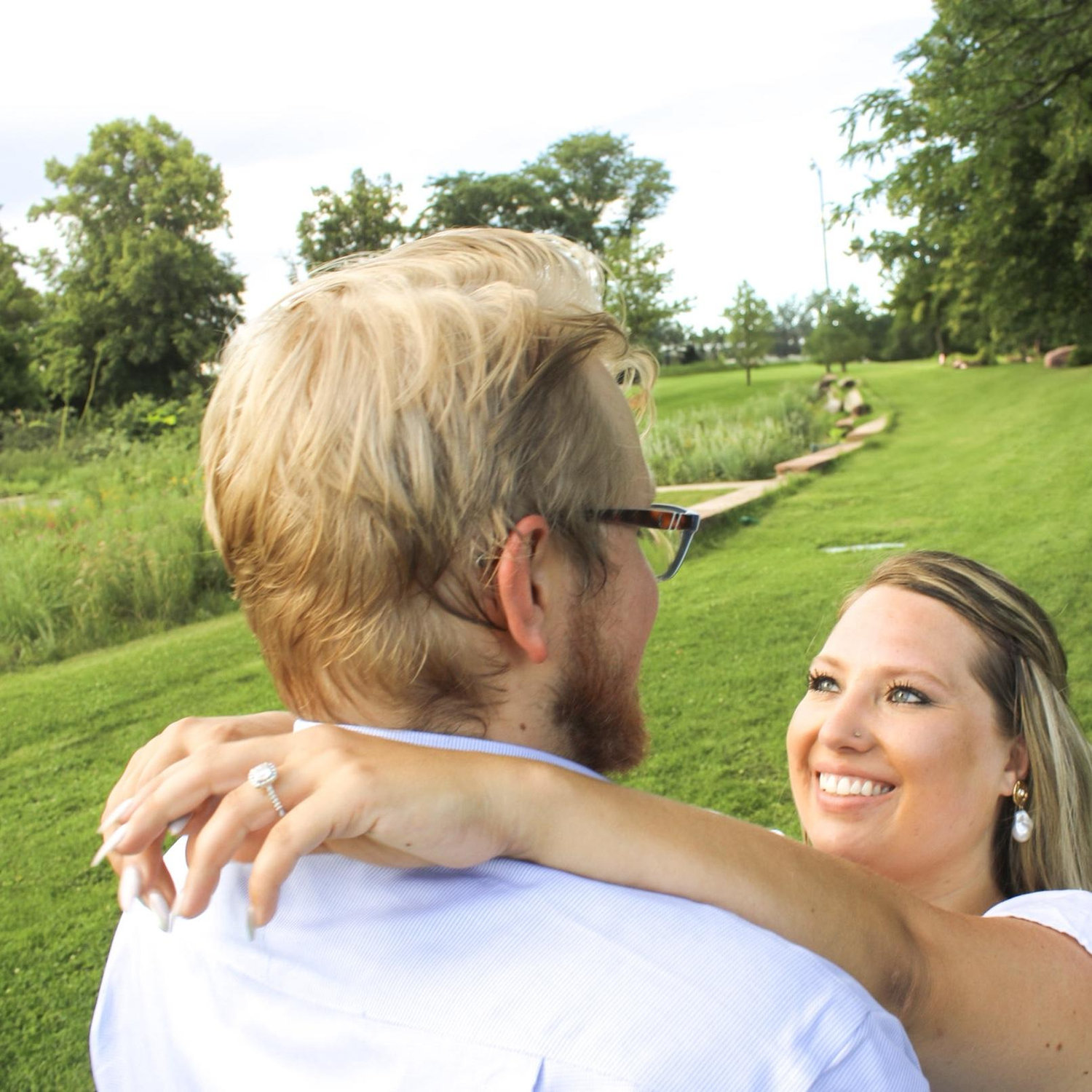 Engagement Photos🤍

(Photos taken by Chrissy Kerr)