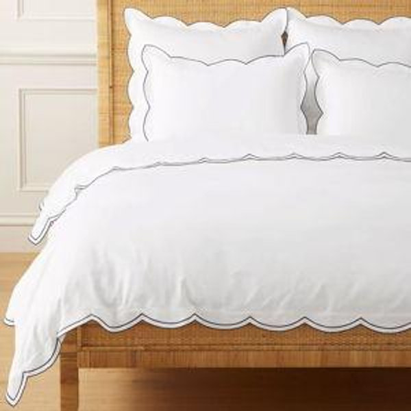 Scallop Sateen Duvet Cover Queen/Full in NAVY