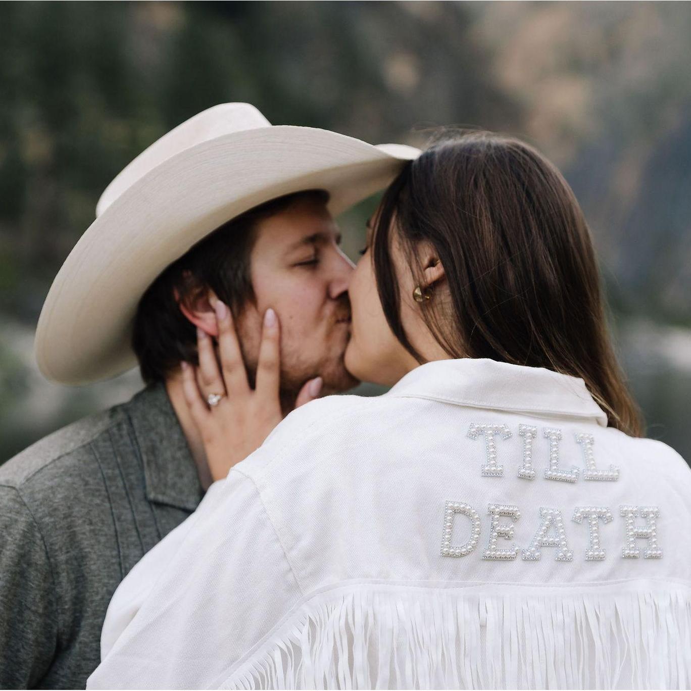 Engagement photos in Riggins, ID