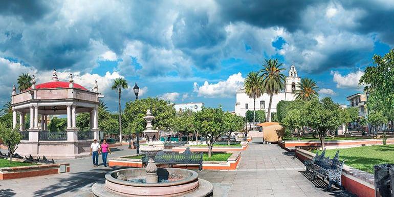 The Wedding Website of Yaritza Esqueda Serna and Hugo Serna Martinez