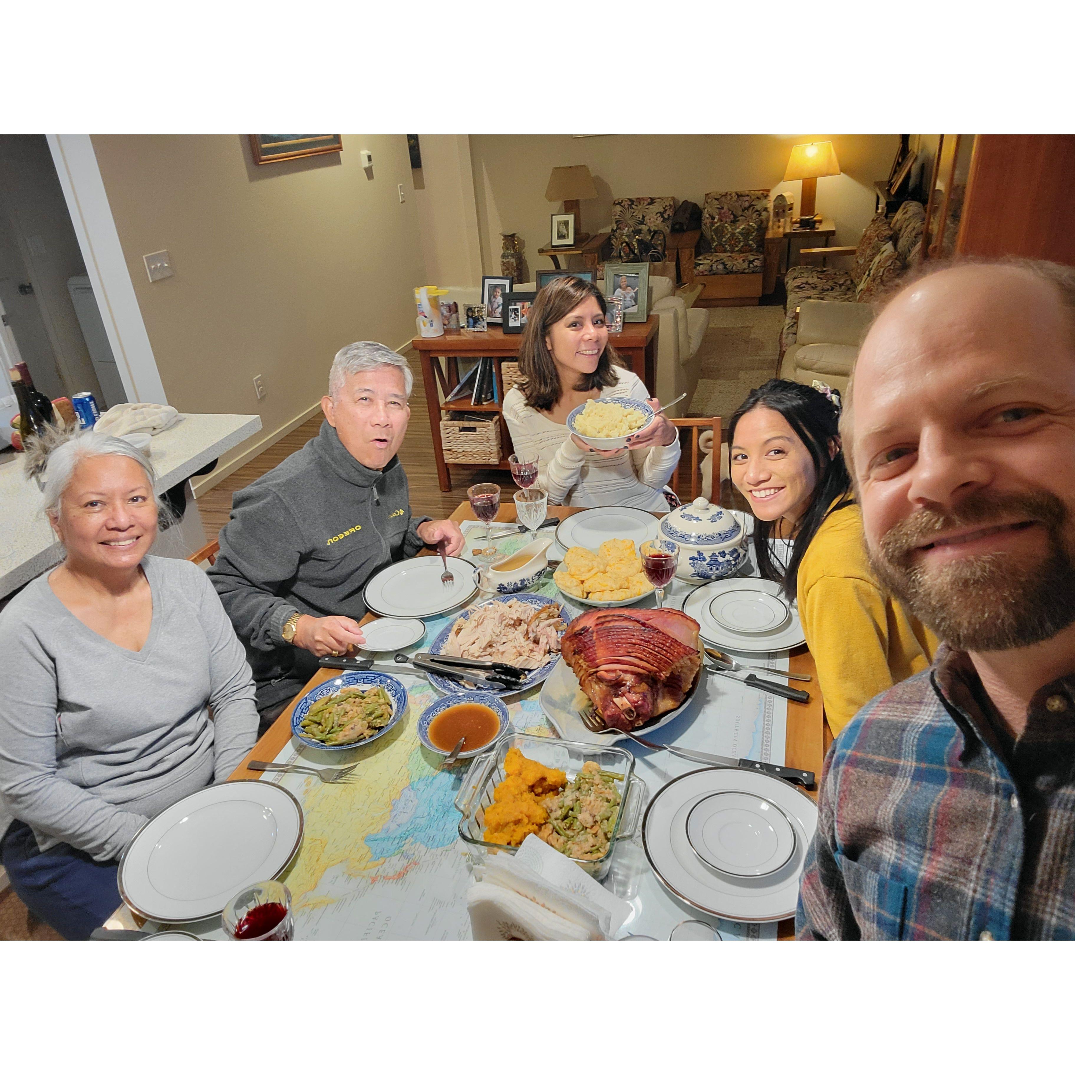 Thanksgiving with the Viernes'