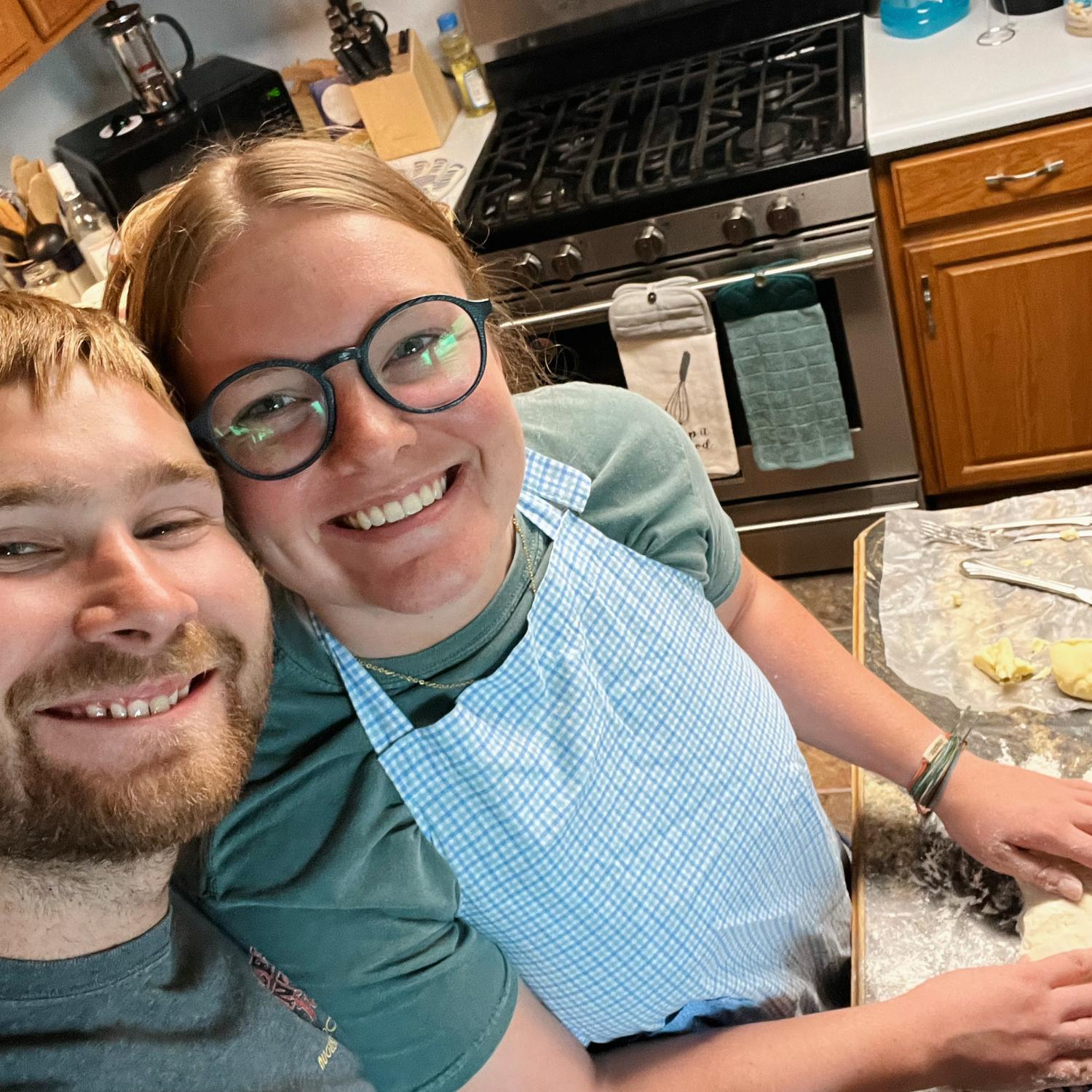 Baking together in the kitchen💙