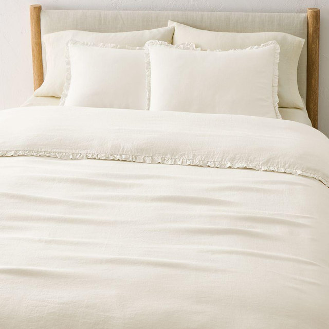 European Flax Linen Ruffle Duvet, King/Cal.King, Alabaster