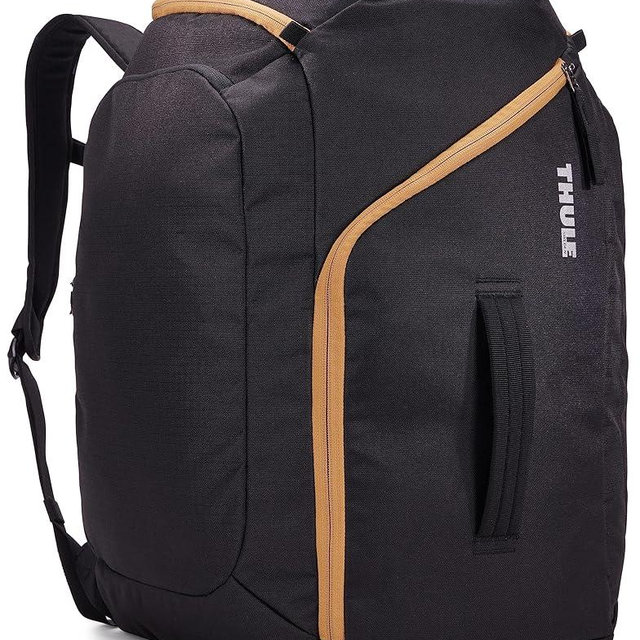 Thule RoundTrip 60L Backpack - Boot backpack for ski and snowboard travel - Soft pocket for goggles and helmet