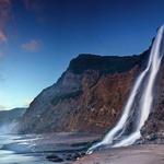 Hike to Alamere Falls
