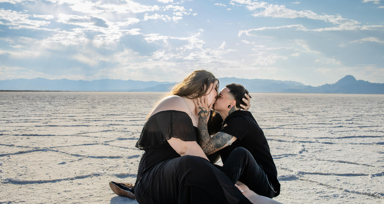 The Wedding Website of Gloria Miller and Mrissa Lohmeyer