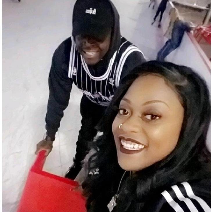 First time Ice Skating 😝😝