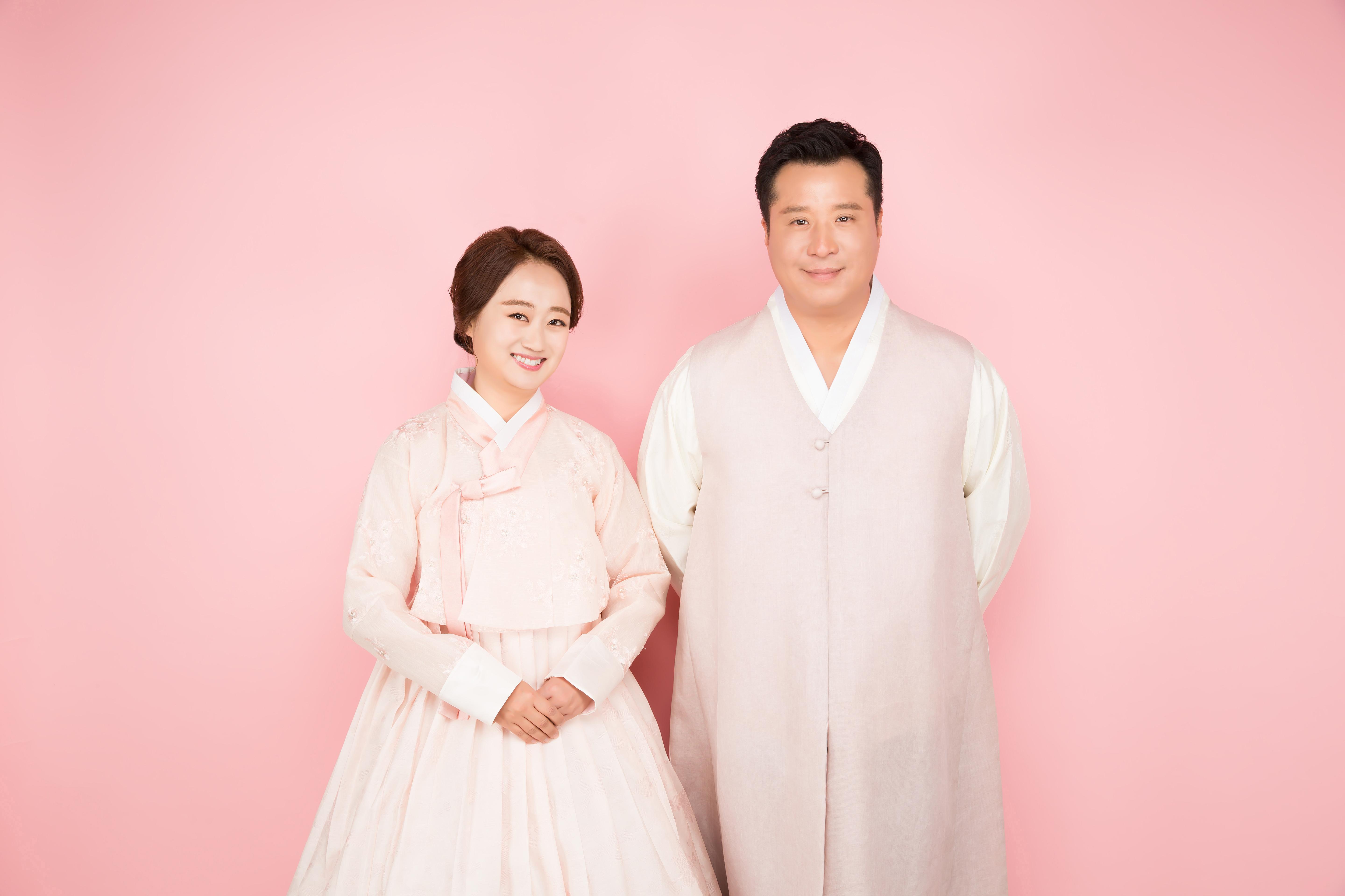 The Wedding Website of Ahjung kim and Tony Hong