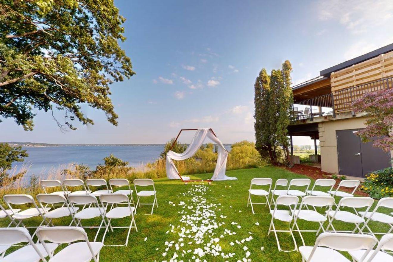 The Wedding Website of Cameron Shelton and Sara Simpson