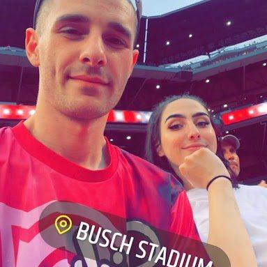 Cardinals game in 90 degree weather while 7 months pregnant...bad idea.