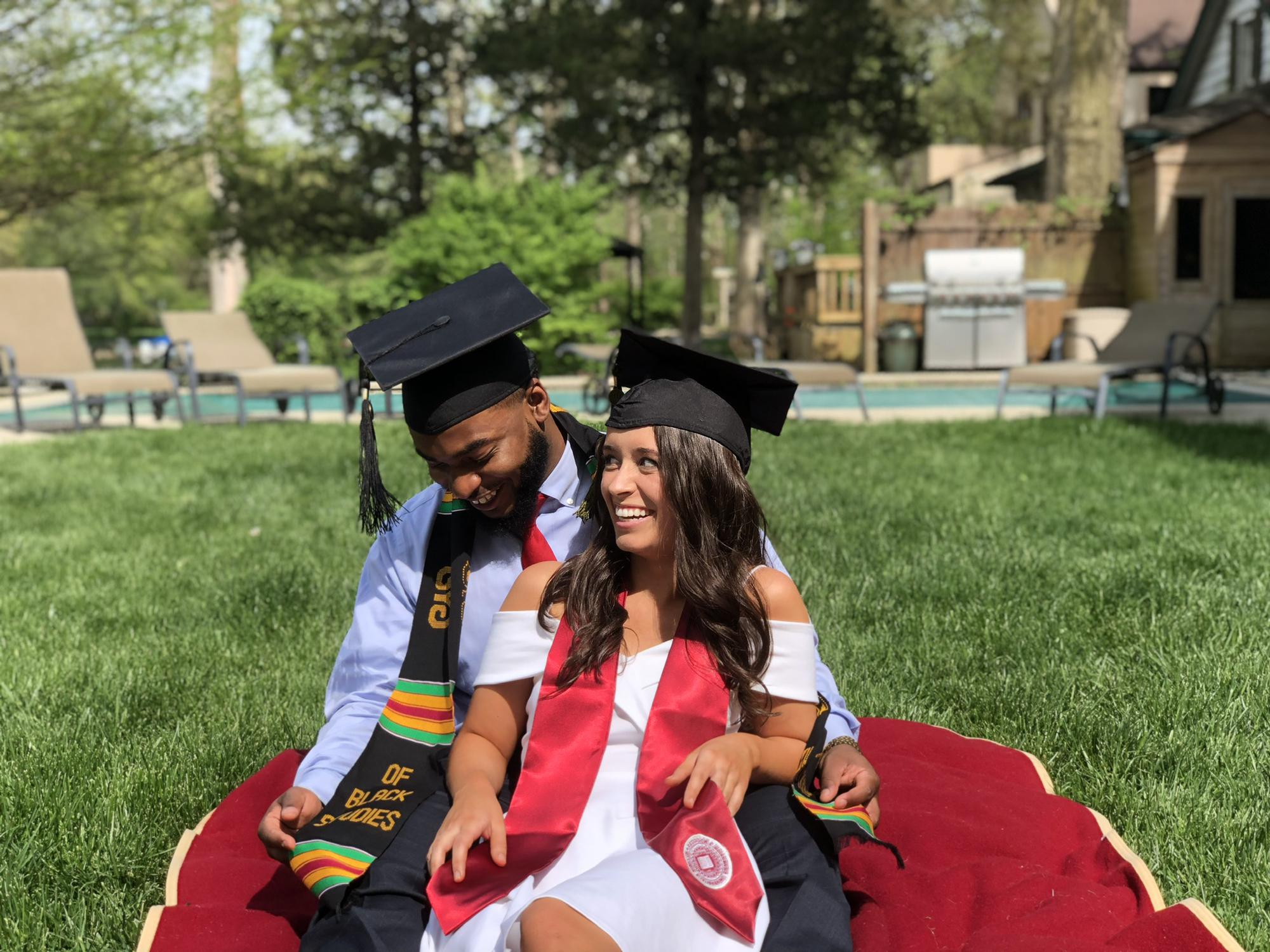 College graduation photo shoot