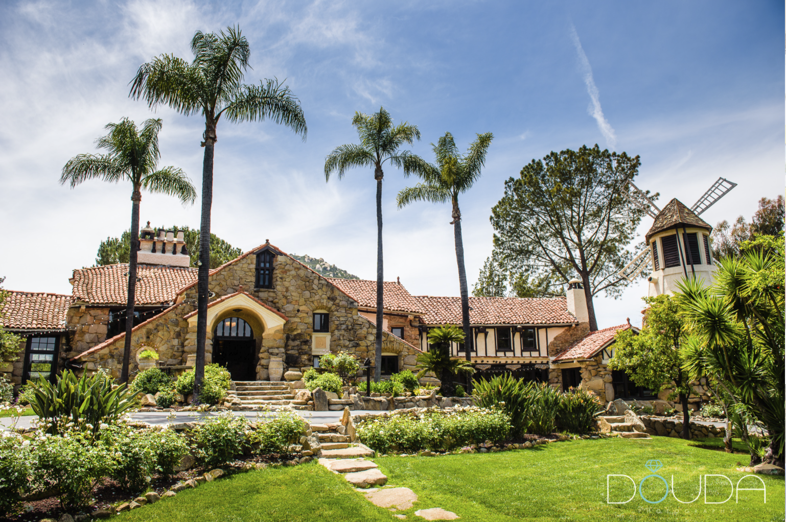 The Wedding Website of Jayson Downing and Carleigh Golightly