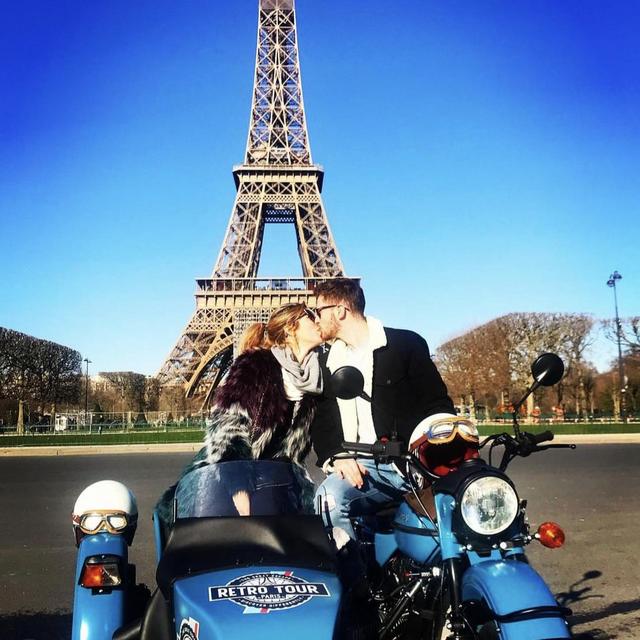 Retro Tour - Paris