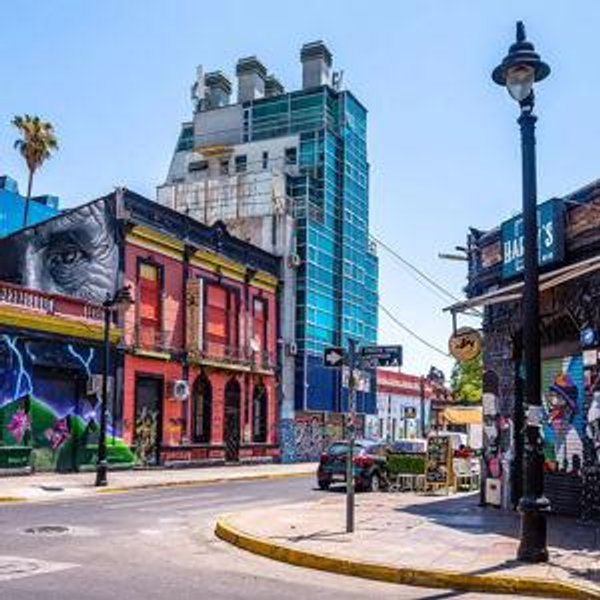 Walking Tour Through Historic City