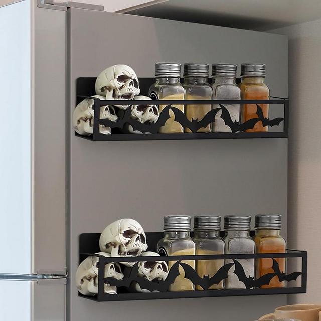 Beeveer 2 Pack Bat Magnetic Spice Rack for Refrigerator Gothic Kitchen Decor Halloween Black Metal Magnet Basket Shelf for Fridge Seasoning Storage Organizers Spooky Home Decor Kitchen Accessories