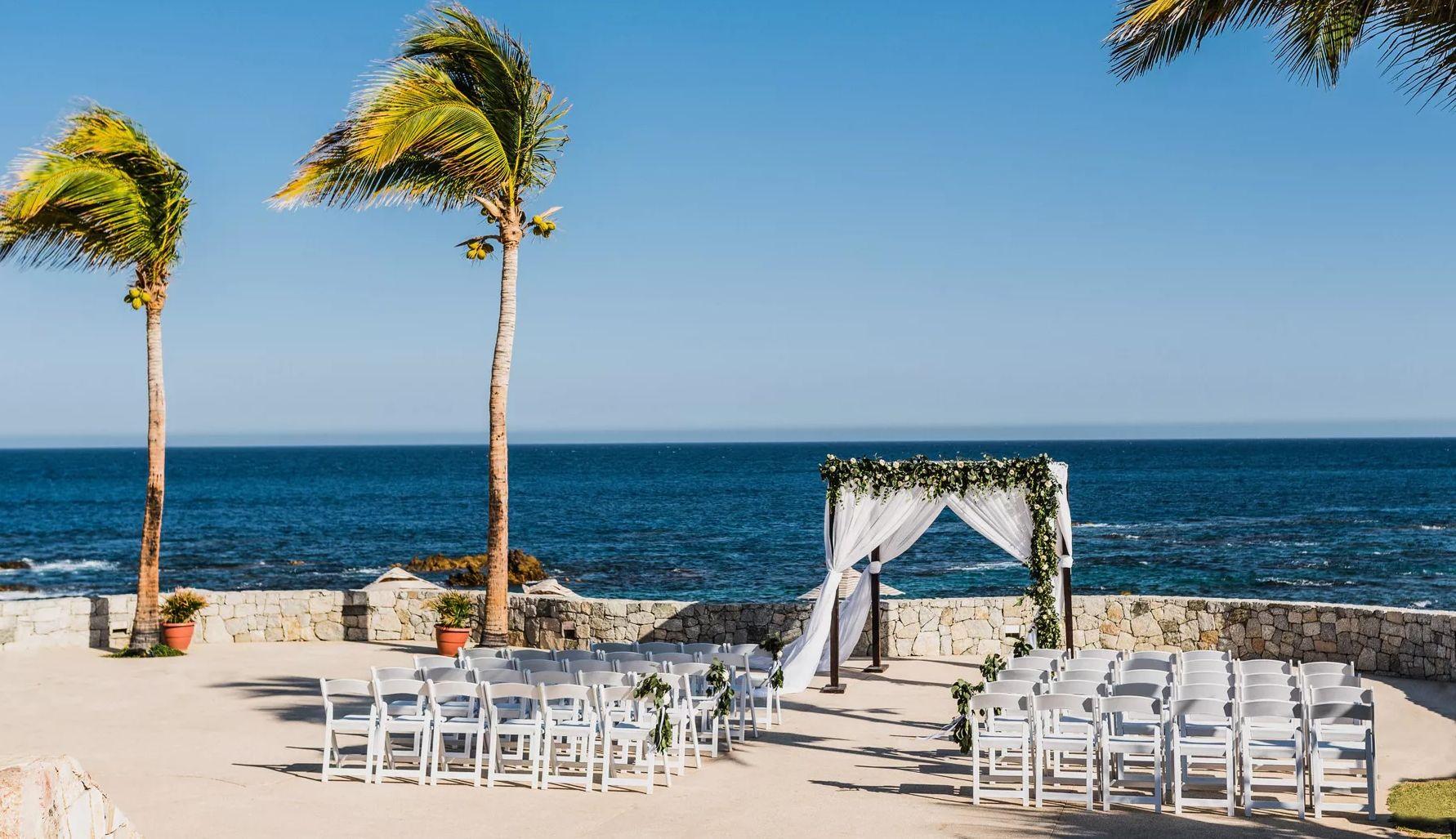 The Wedding Website of Emily Smith McFaul and Carson Richard Hockley