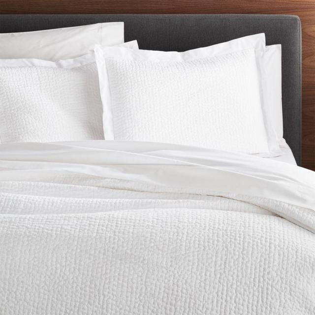 Celeste White Solid Quilt Full/Queen