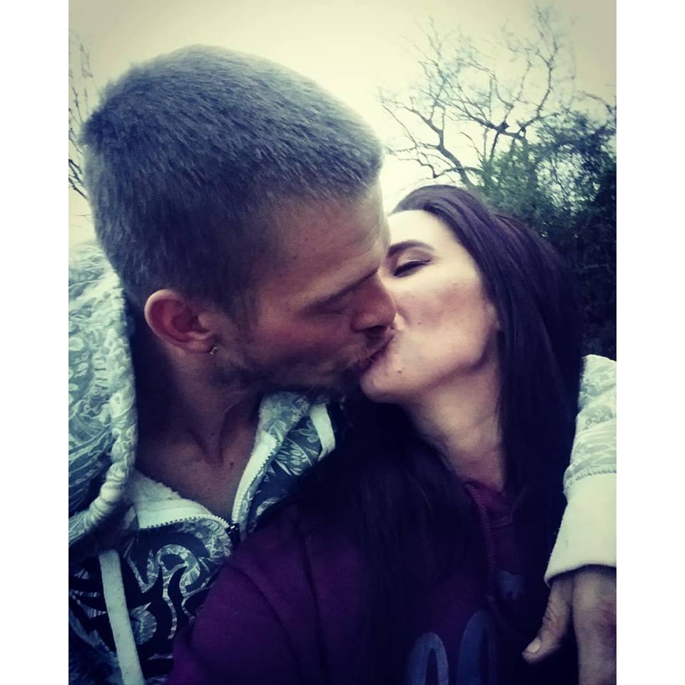 kisses
