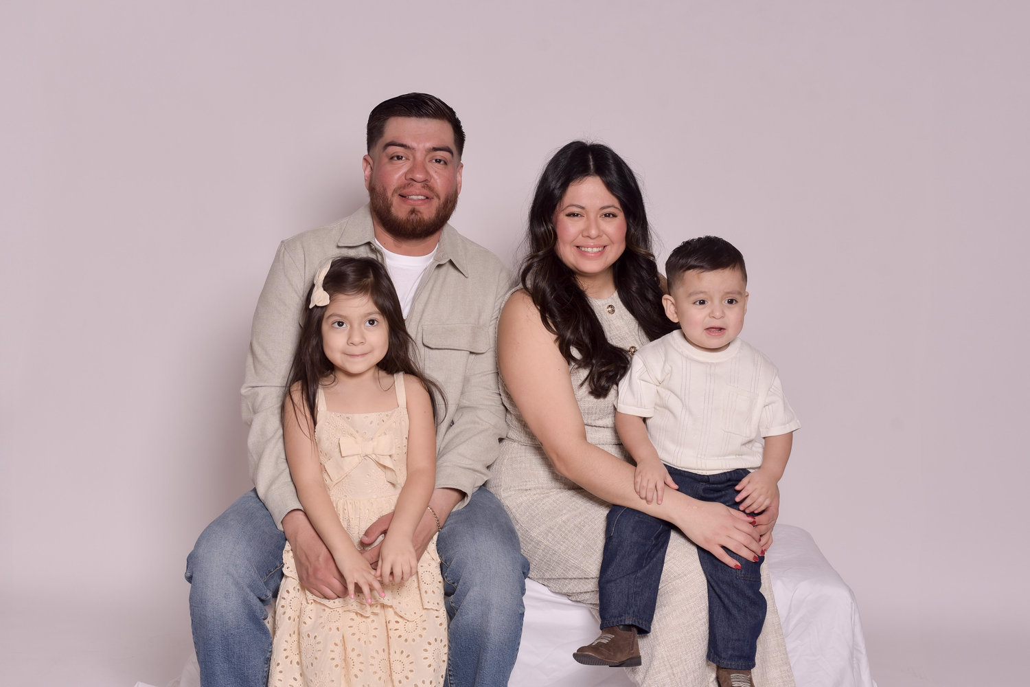The Wedding Website of Osmara Zarate and Ari Ramirez