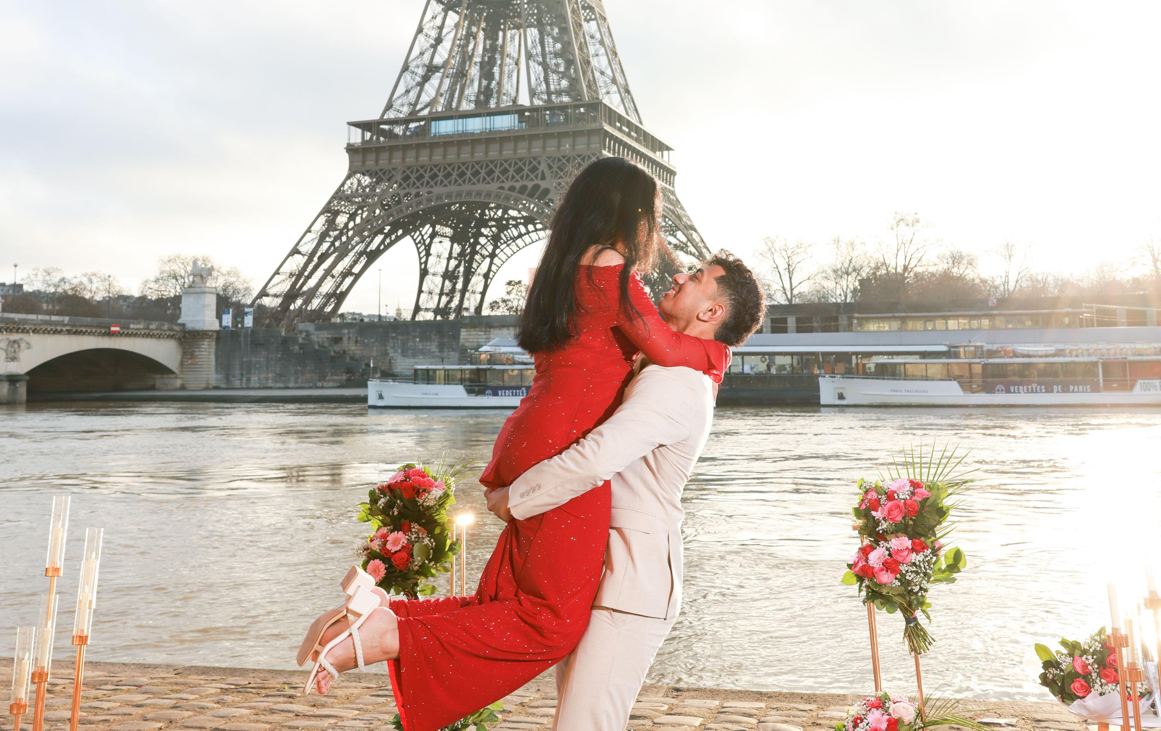 The Wedding Website of Salonie Gadkari and Atharva Bidaye