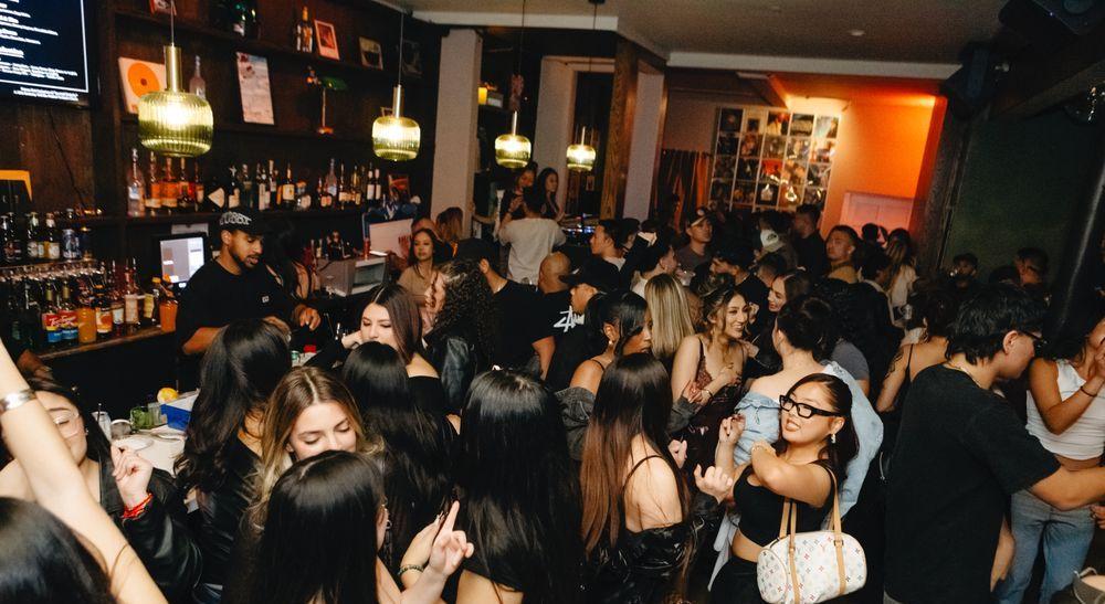 The Wedding Website of AJ Gonzales and Ryan Taylor