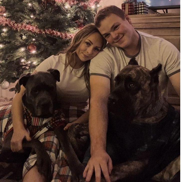 Christmas in our first home <3