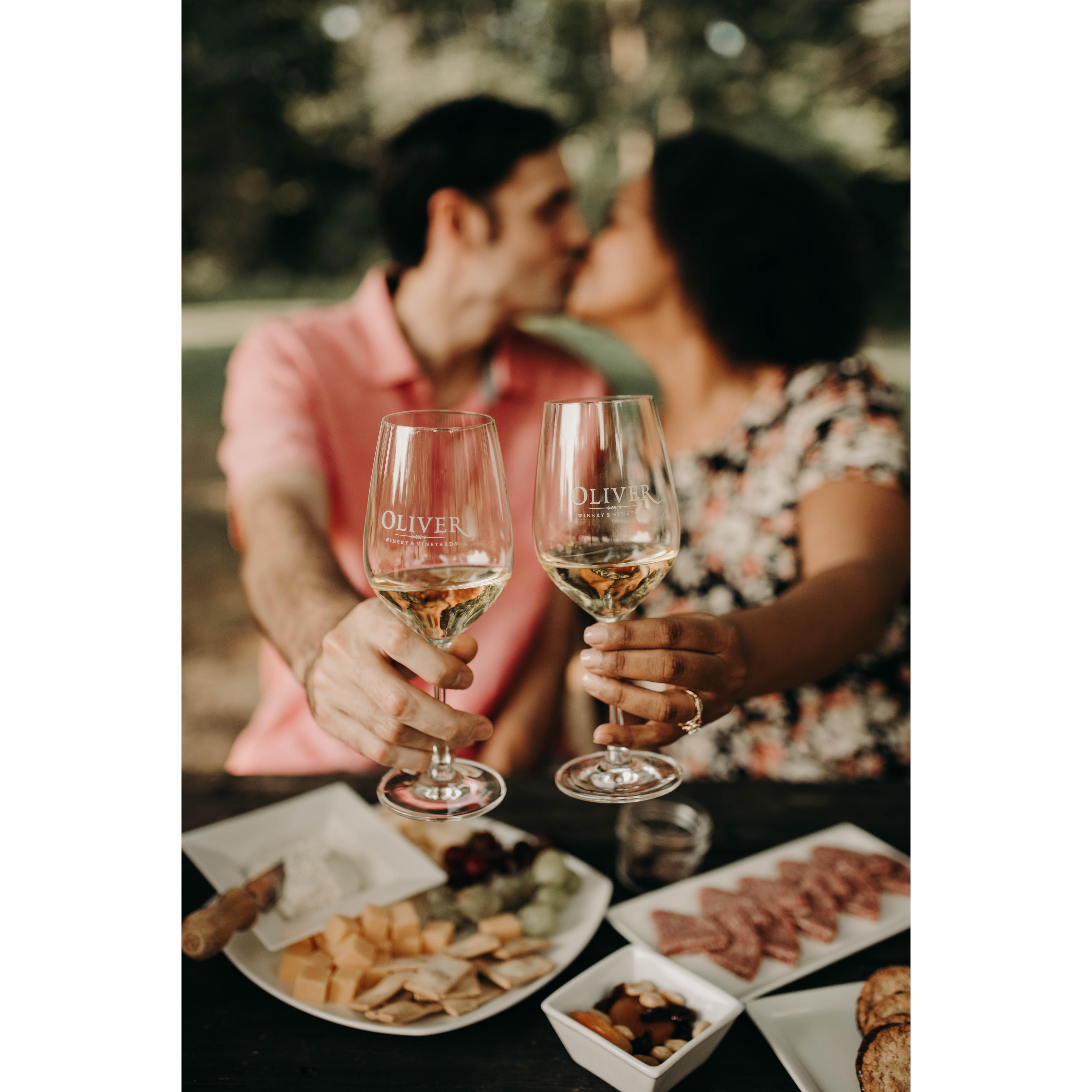 Engagement photos at Oliver Winery!