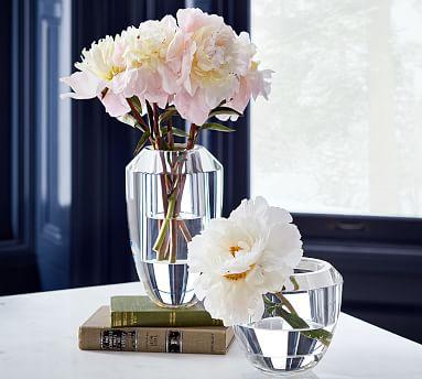 Monique Lhuillier Gwyneth Glass Vase (small)