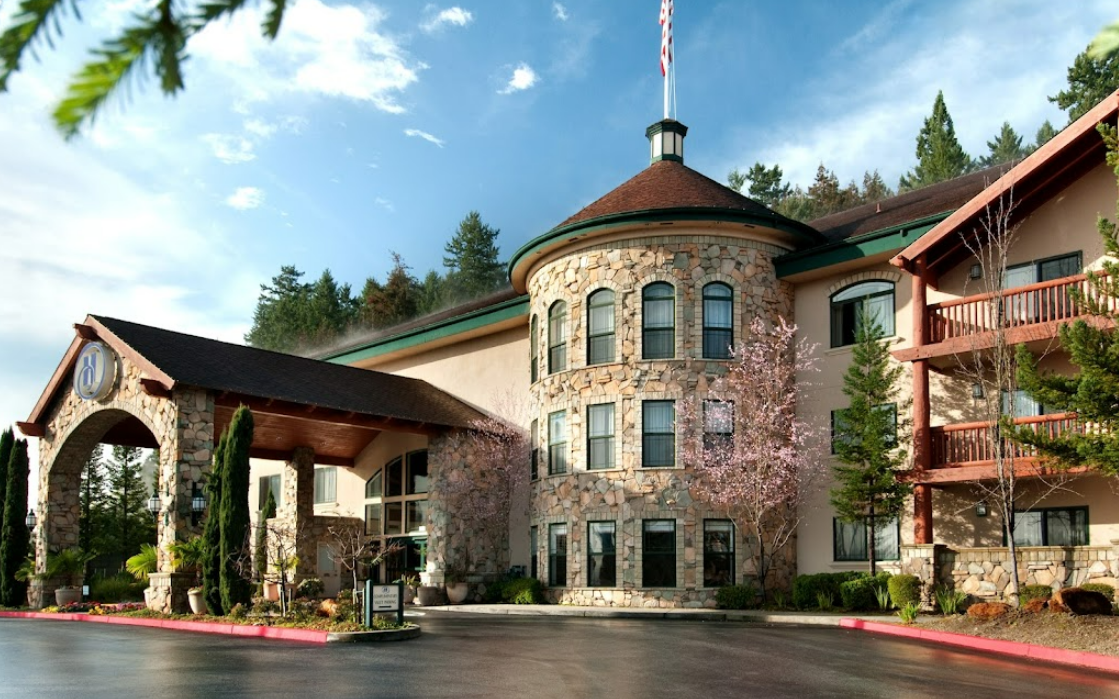 The Wedding Website of Tina Burke and Chad Bohannan