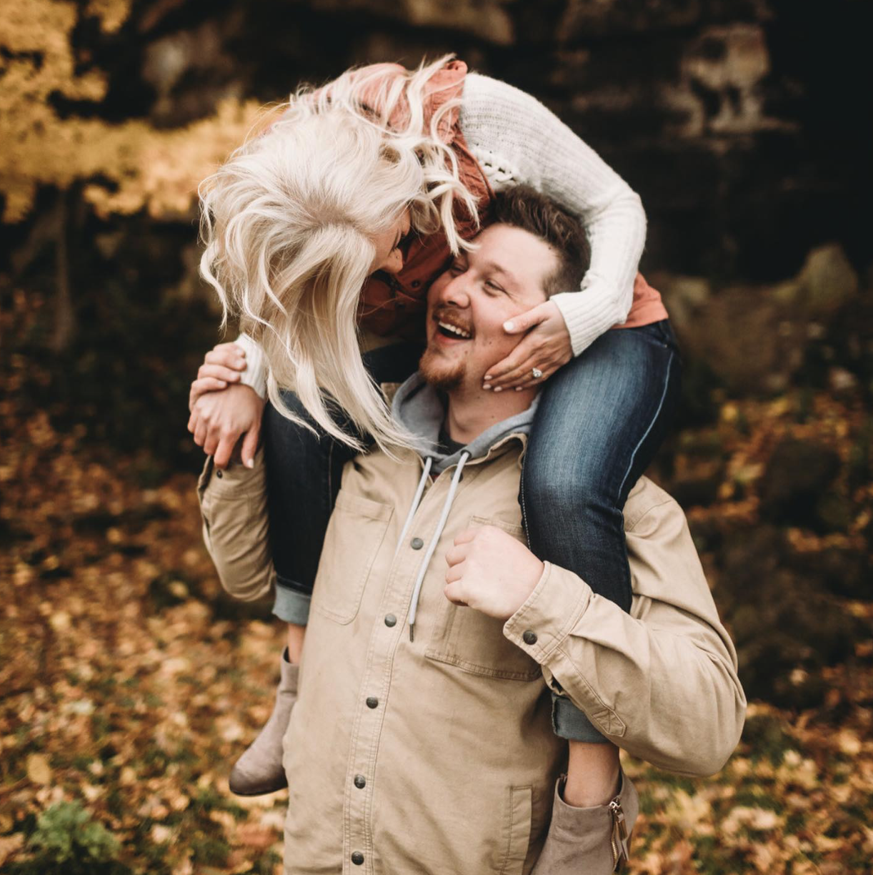 The Wedding Website of Kristy DeWitt and Sawyer Effertz