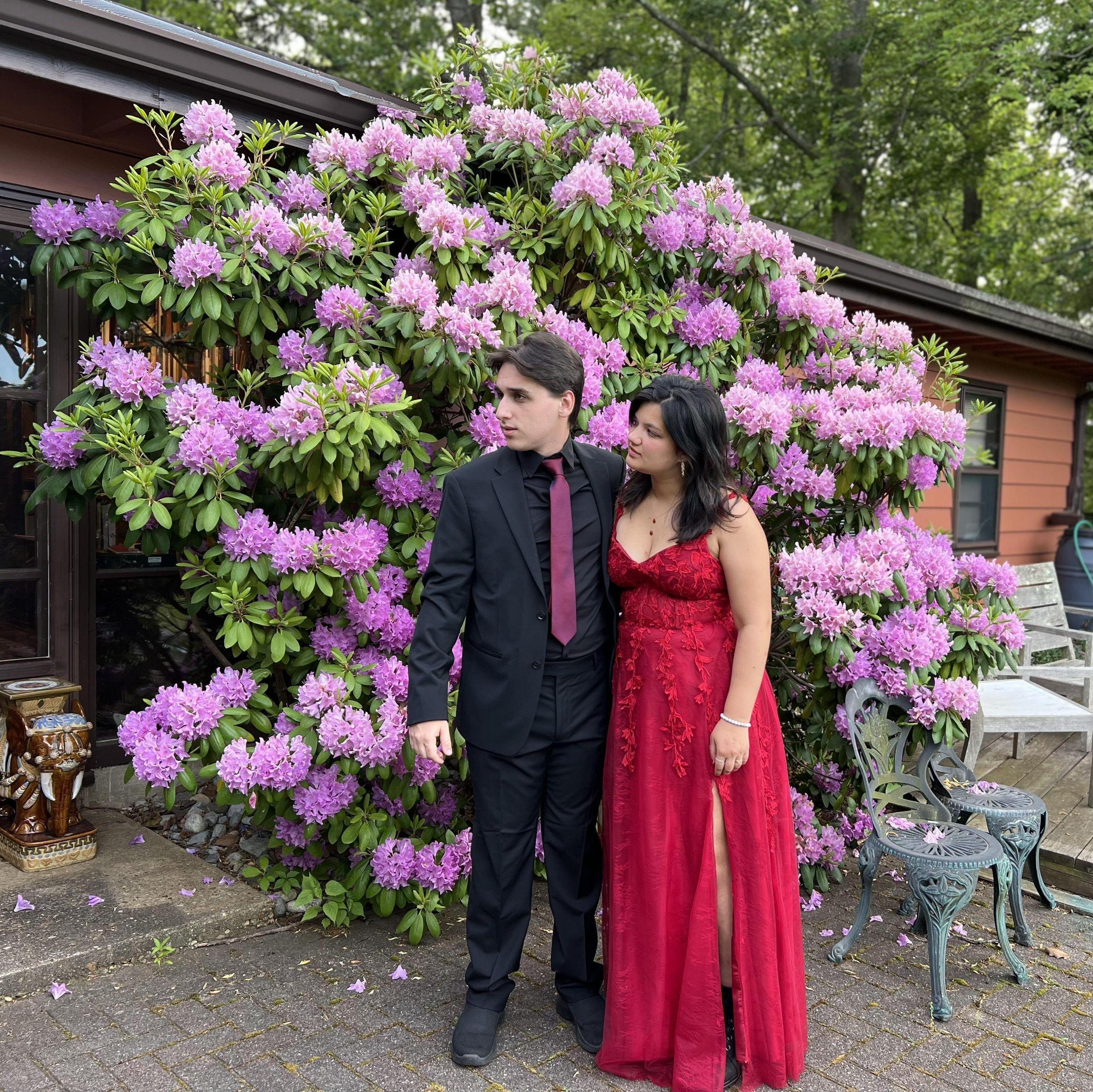 We got to have a "prom" thanks to the Bridgerton Experience – Summer 2023