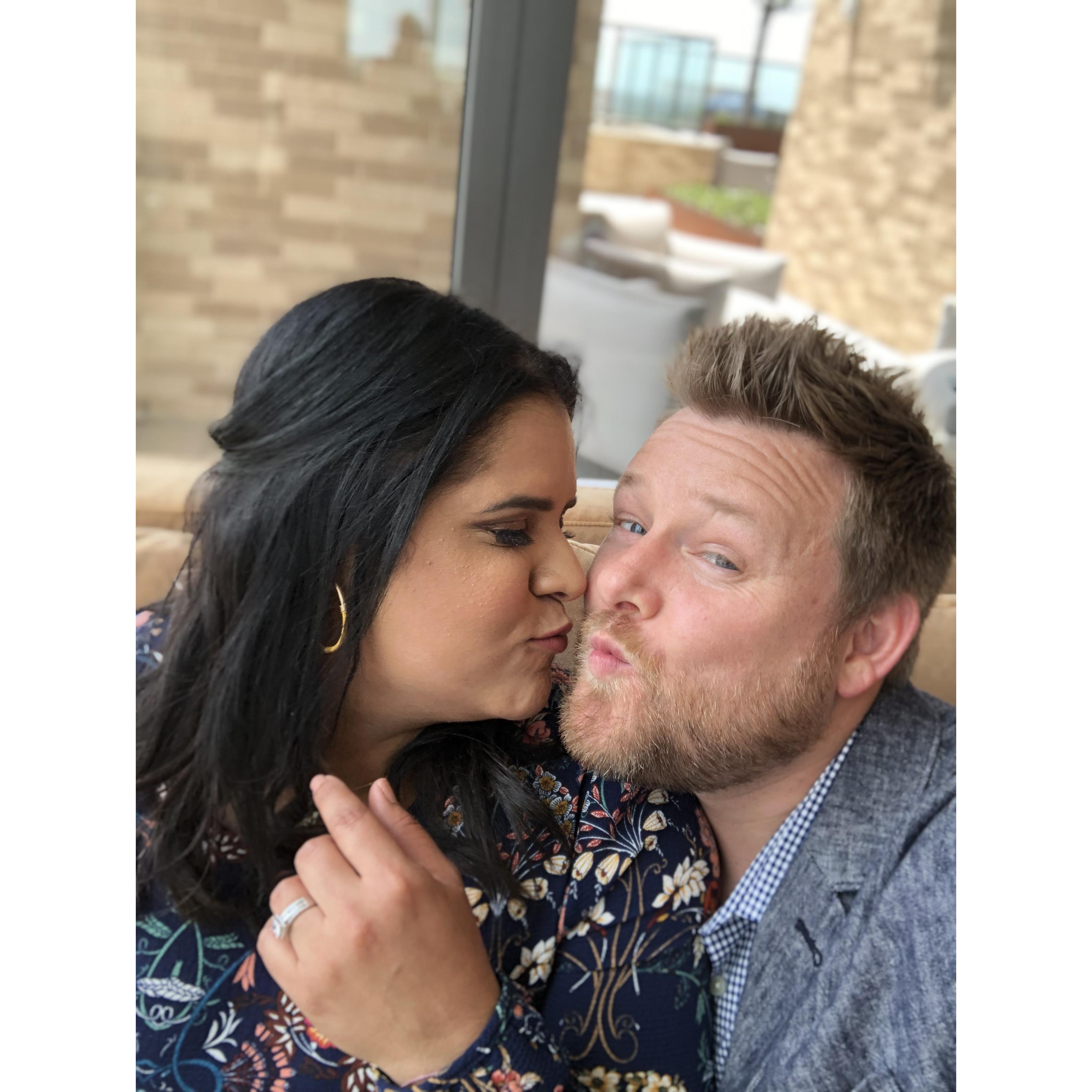 KISSES!